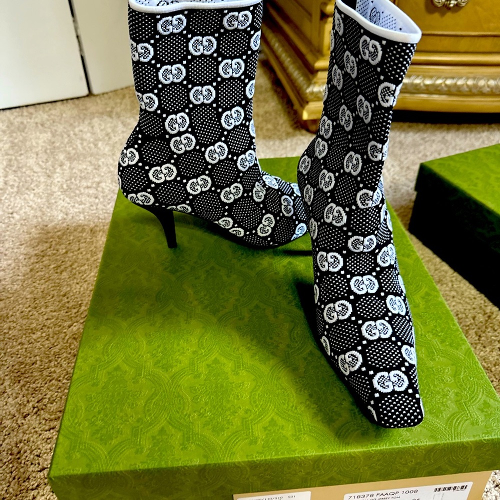 Gucci booties - size 36- worn only once, box and dust bags included